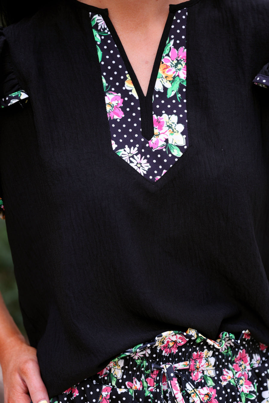 Ava Flutter Sleeve Blouse- Daisy Polka Dot