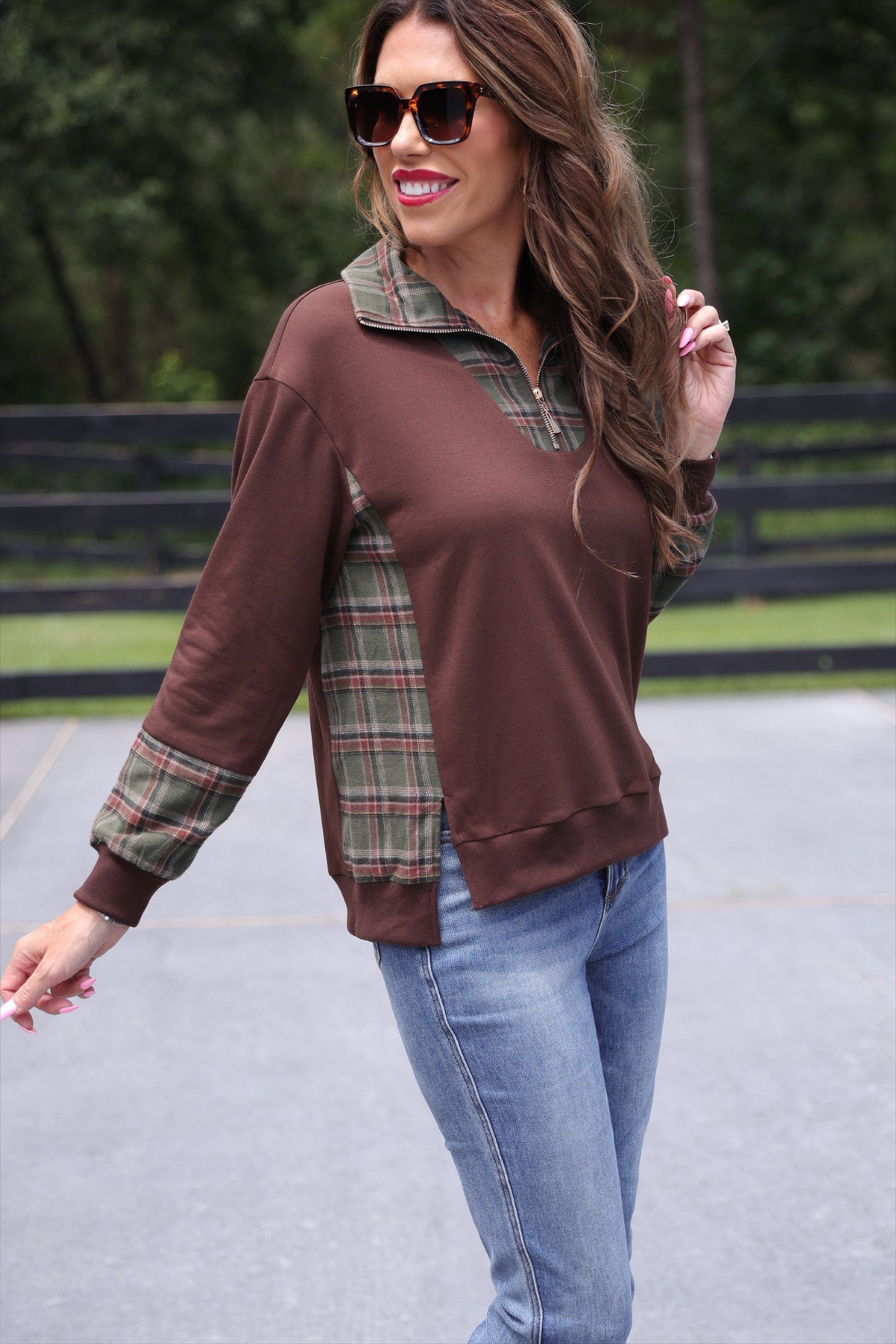 Juniper Plaid Pullover- Chocolate